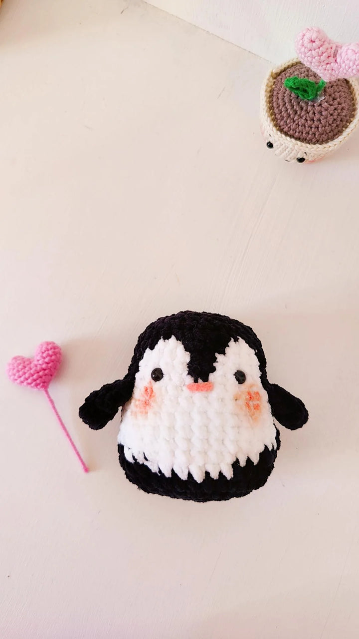 Pocket Penguin Crochet Pattern