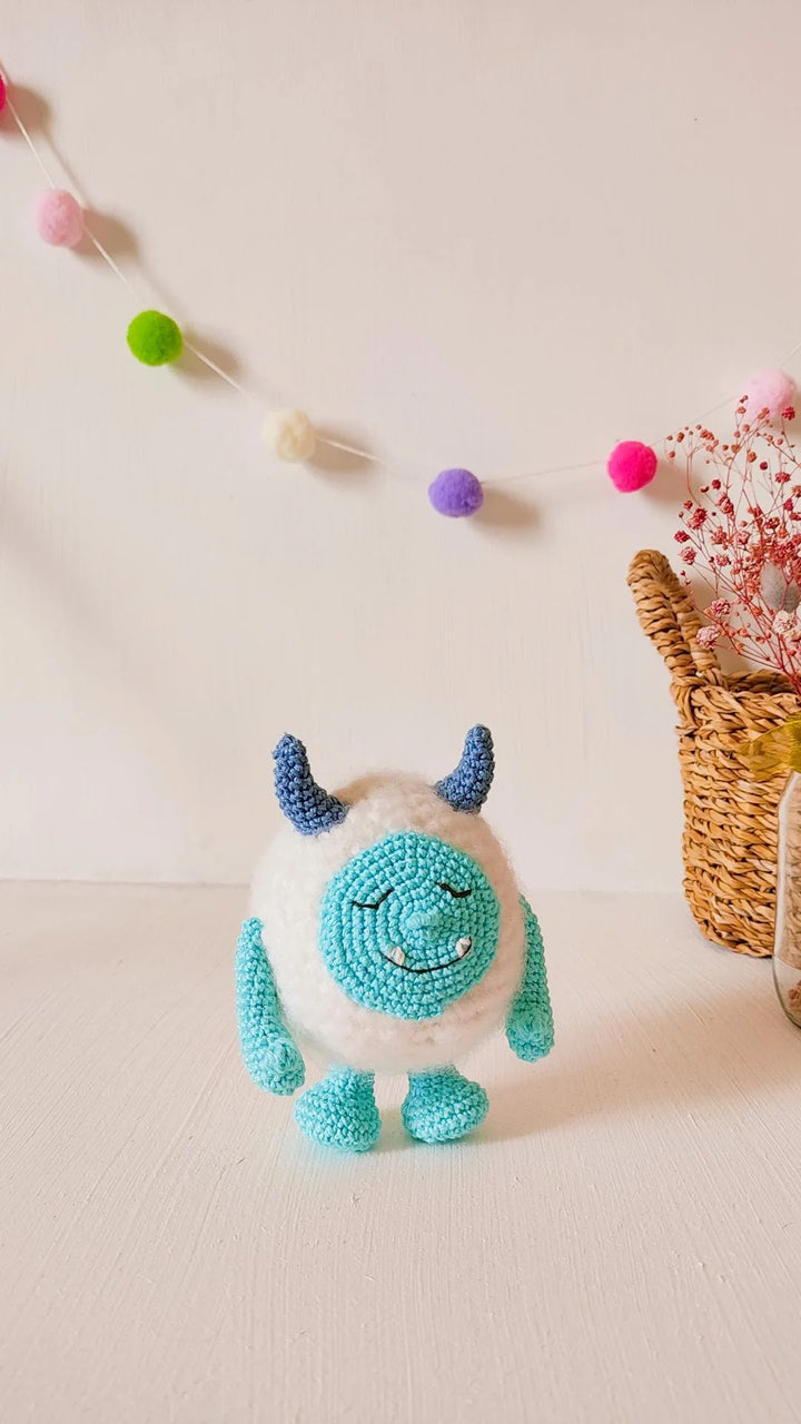 Yarn Yeti Crochet Pattern