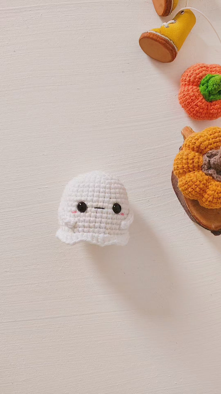 Boo the Ghost Crochet Pattern